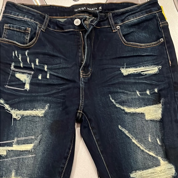 NWT foreign local skinny jean 34,32